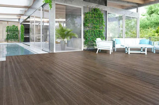 Gulvflise Kai Pine Maro – 20,4 x 120,4 cm, trælook, porcelæn, brun (1 pakke = 1,228 m²)