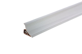 Sokkelliste i PVC til bordplade i bad eller køkken, Korner, rillet aluminium, med fleksible gummikanter, 23 mm, 3 m