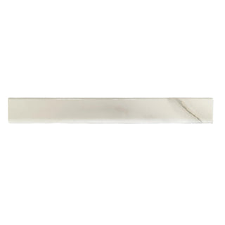 Sokkelflise i porcelænsstentøj, Newbury, marmorlook, blank, 7,5 × 60 cm