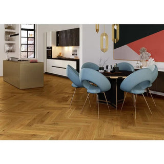 Triplags parketgulv 14 mm Diana Forest Herringbone – Eg natur, mat lak