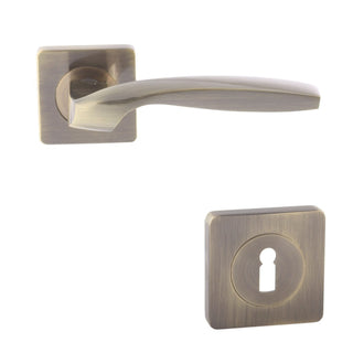 Dørgreb med firkantet rosette til trædør, Dubai Gato BB(K) RS55AB, zamak, antik, 130×55 mm