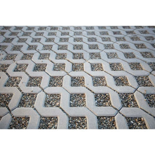 Græsarmeringsflise 1 – Elis Pavaje, grå cement 400x400x80 mm | Sælges pr. stk. (1 stk = 0,16 m²)