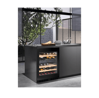 Indbygget vinkøleskab LIEBHERR UWTGB 1682 – 34 flasker, 2 temperaturzoner, H 82 cm, Energiklasse G
