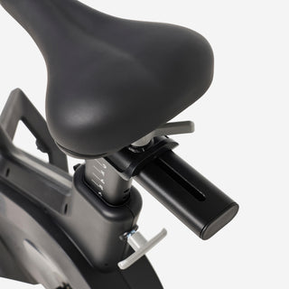 Indendørscykel med motoriseret modstand Training Bike 300