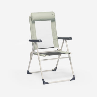 Sammenklappelig og komfortabel campingstol med indstillelig ryg