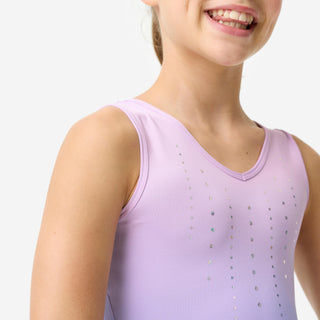 Skinnende gymnastik-body Pige